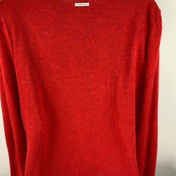 Victoria’s Secret Red Sweater Size Small - Picture 2 of 4